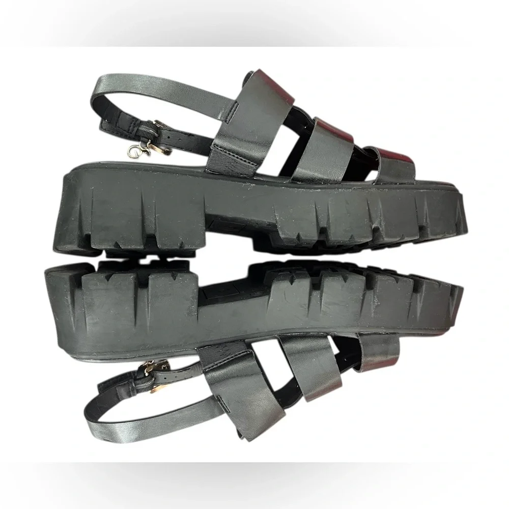 GBG Los Angeles black chunky Platform sandal grunge punk minimalist 
Size 9M - Picture 5 of 8